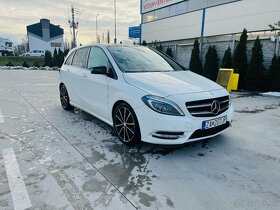 Mercedes-Benz B 250 - 7