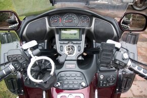 Honda Goldwing GL 1800 - 7