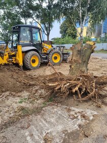 Výkopové, zemné a búracie práce. JCB 4CX - 7