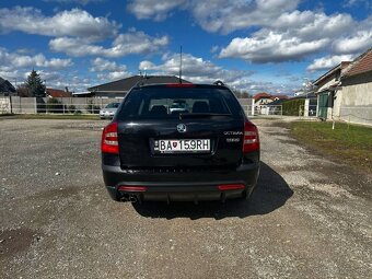 Škoda Octavia Combi 2.0 TDI - 7