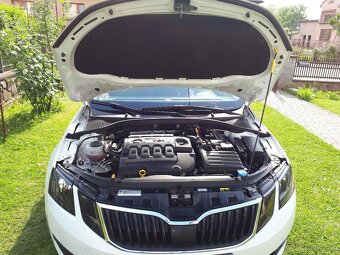 ŠKODA OCTAVIA 3 combi 1.6 TDI automat DSG - 7