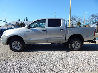 Toyota Hilux DC 2.5 I D-4D Terra - 7