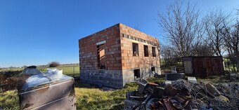 PREDAJ - slnečný pozemok v Kostolných Kračanoch, okr. Dunajs - 7