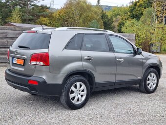 KIA SORENTO 2,2CRDi 4x4 - 7