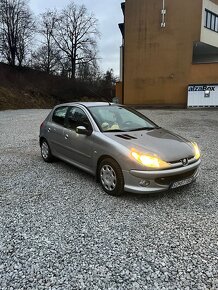 Peugeot 206 1.1 44kw Hatchback Benzín Manuál PLNE POJAZDNÉ - 7