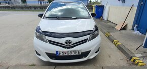 Yaris toyota 1,33 73kw 99ps biela zachovale auto - 7