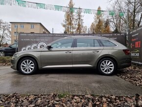 Škoda Superb Combi 2.0 TSI 4x4 Style DSG - 7