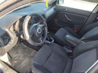 Volkswagen Golf 1.9 TDI Comfortline - 7