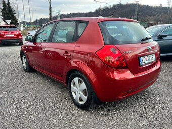 KIA Ceed 1.6 - 7