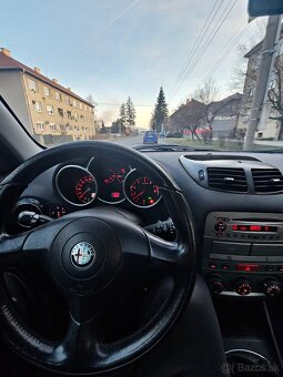 Alfa romeo 147 1.6 16v - 7