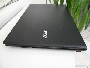 15.6" ACER E5 - 573G/Core I5/ 8GB RAM/ 256 SSD/ 2xGrafik - 7