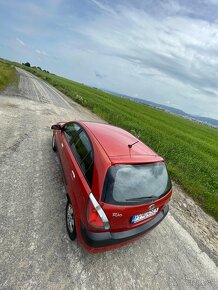 Kia Rio II Sporty 1.4 - 7