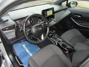 Toyota Corolla Combi 1.8 Hybrid e-CVT automat,kamera,navi,te - 7