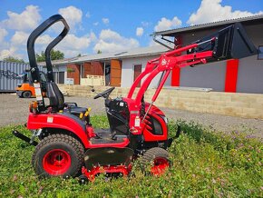 Traktor TYM 194 s medzinap. kosou a celnym nakladacom - 7