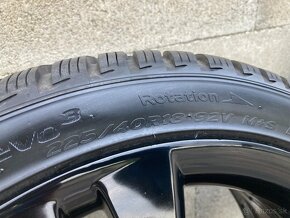 Predám zimnú sadu org ŠKODA 5x112 7,5J ET51 225/40 R18 - 7