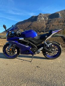 Yamaha yzf r125 - 7