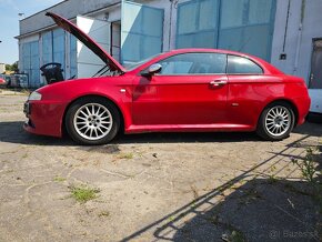 Alfa Romeo GT 1.9 JTD - 7