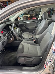 Volkswagen Golf V Variant 1.9 TDI - 7