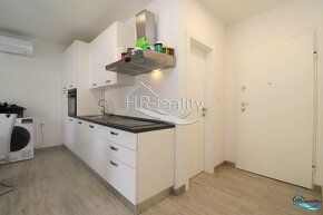 Murter – krásne zariadený apartmán v novostavbe - 7