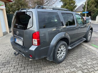 Nissan Pathfinder 2.5 dCi LE A/T - 7