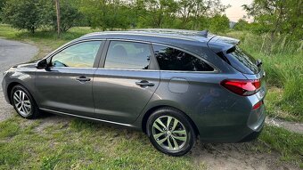 Hyundai i30 1.4 tgdi benzín - 7