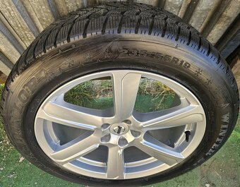 Zánovná zimná sada VOLVO - 5x108 R19+235/55 r19 - 7