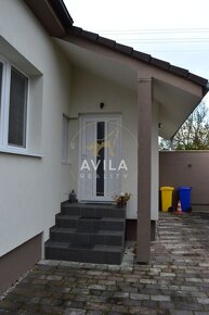 Na predaj rodinný dom s pozemkom 682m2 - Trstín - 7