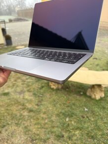 MacBook Pro M1 Pro - 7