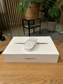 MacBook Air Retina 13 palcový r. 2019, Magic mouse a adaptér - 7