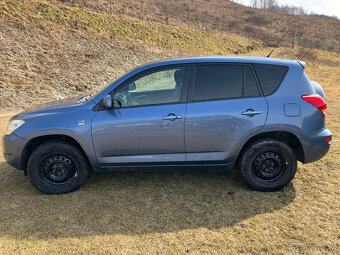 Toyota RAV4 2.2 D-4D 135 Sol 4x4 100kW 5/2007 - 7