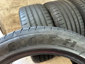 235/45R17 letne - 7