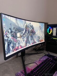 Herný počítač s komplet príslušenstvom RAZER+ 200 Hz Monitor - 7