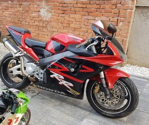 HONDA CBR 954RR - 7