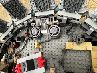 Lego Star Wars 75105 Millennium Falcon - 7