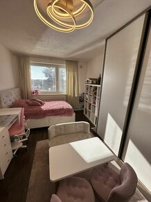 Predaj luxusného 3-izbové bytu s priestranným balkónom a par - 7
