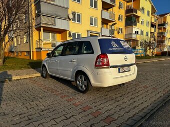 Opel Zafira B - 7