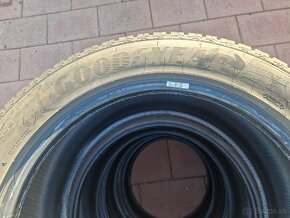 Goodyear ultragrip 8  285/45r20 sada zimna - 7