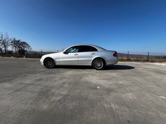 Mercedes-Benz E200 KOMPRESSOR - 7