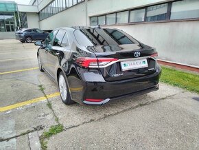 Toyota Corolla 1.8 Hybrid Selection, DPH - 7