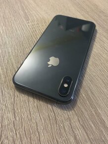 iPhone XS / 64GB Cierny Nová batéria Super stav - 7