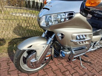 Honda GL 1800 Goldwing - 7