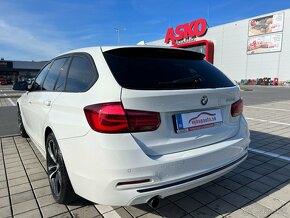 BMW Rad 3 Touring 318d Sport Line Shadow A/T - 7