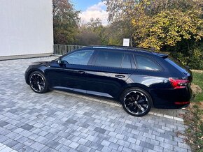 Škoda Superb Combi Sportline 2.0 TSI 4x4 - 7