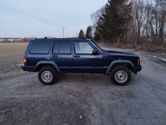 Jeep Cherokee - 7