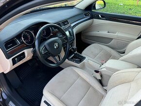 Škoda Superb Combi 2.0 TDI CR 170k Elegance 4x4 DSG - 7