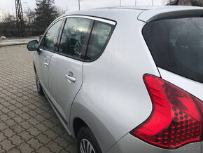 Peugeot 3008 2.0 HDi FAP Platinum Disp,Park.Sen,Bt.2.MAJI - 7