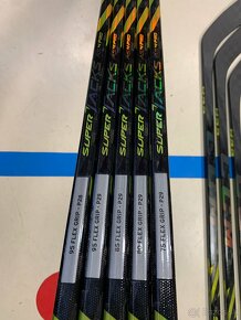 UPLNE NOVA PROFI HOKEJKA CCM SUPER TACKS AS4 PRO - 7