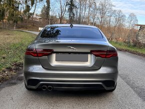 Jaguar XE 2.0D I4 R-Dynamic HSE AT - 7