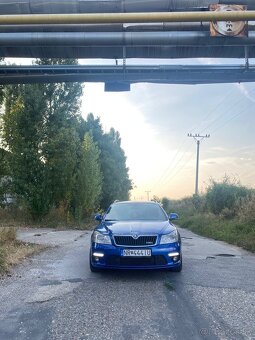 Škoda Octavia 2 FL RS Race Blue - 7