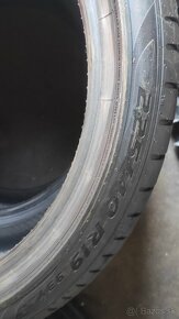 Pirelli 225/40r19 letné - 7